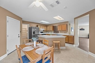 904 Purple Martin Ct in Pflugerville, TX - Foto de edificio - Building Photo