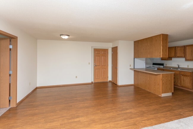 Cedar Ridge in Hudson, WI - Building Photo - Interior Photo