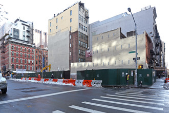 59-61 Warren St in New York, NY - Building Photo - Building Photo