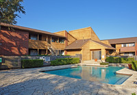 Cherry Creek Crossing Apartments in Austin, TX - Foto de edificio - Building Photo