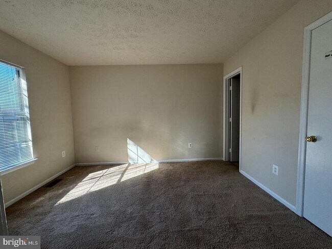 11135 Stalbridge Ct in Fredericksburg, VA - Building Photo - Building Photo