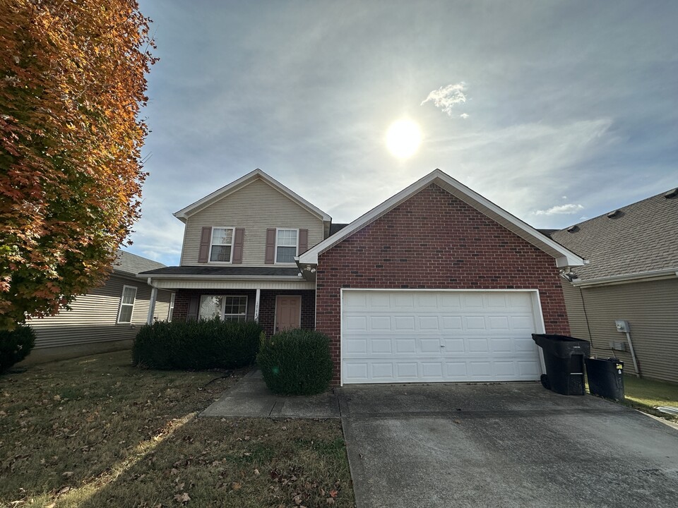 1743 Antebellum Dr in Murfreesboro, TN - Building Photo