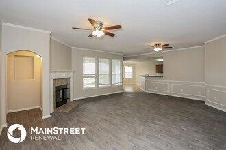 2050 Turtle Cove Dr in Mansfield, TX - Foto de edificio - Building Photo