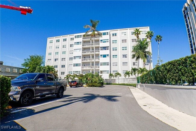 property at 1900 Clifford St