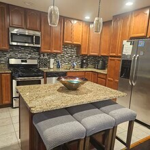 7500 Harrison Ln in Temple Hills, MD - Foto de edificio - Building Photo