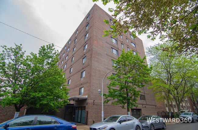 607 W Wrightwood Ave