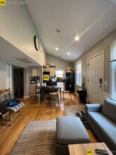 89 Spring St, Unit 3 in Cambridge, MA - Building Photo - Building Photo