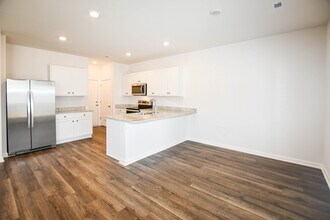 130 Maple Spring Trl in Madison, AL - Building Photo - Building Photo