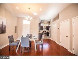 1008 Mt Vernon St in Philadelphia, PA - Building Photo