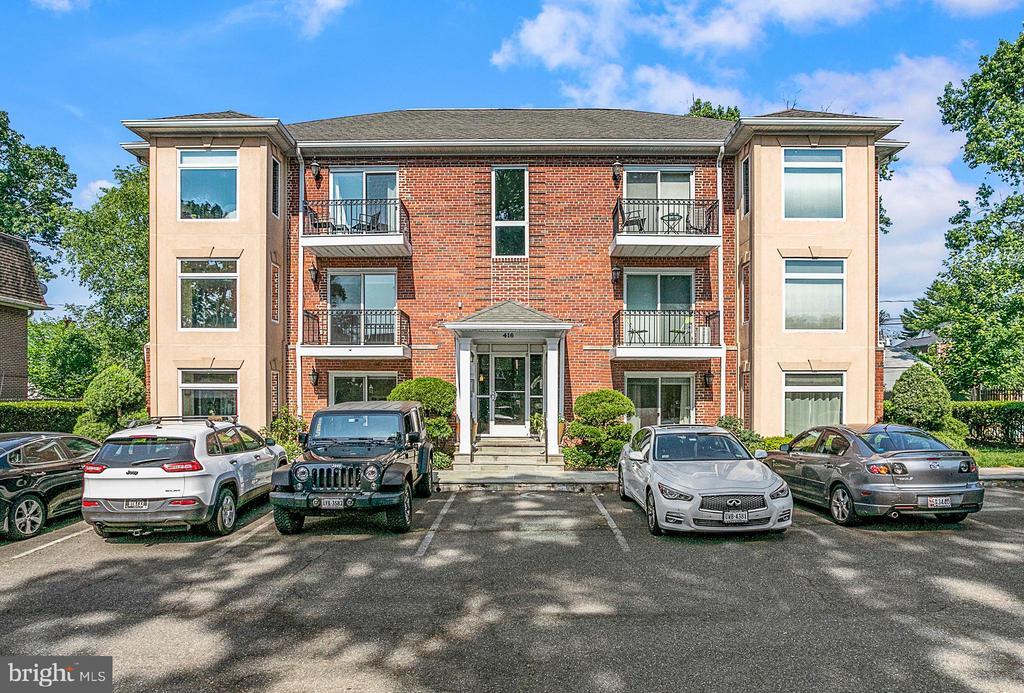 416 S Veitch St in Arlington, VA - Building Photo