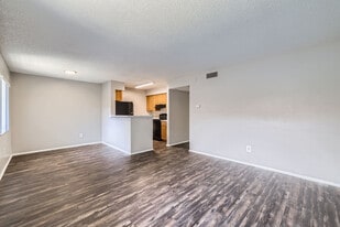 Boca Club in Orlando, FL - Building Photo