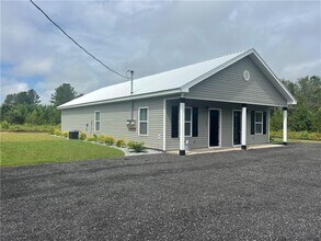 1518 Swamp Rd in Townsend, GA - Building Photo - Building Photo