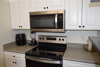 8240 SW 210th St in Cutler Bay, FL - Building Photo - Building Photo