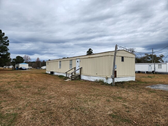 property at 1004 Aaron Ln