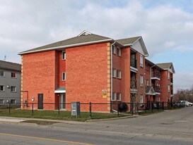 594-600 Bloor St E Apartments