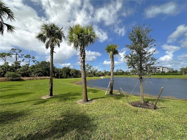 14149 Poppy Fld Lp, Unit 1-807 in Punta Gorda, FL - Building Photo - Building Photo
