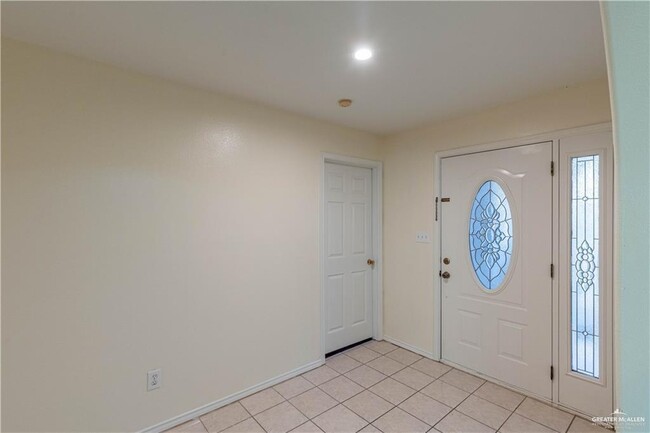 3216 Campanario Cir in Edinburg, TX - Building Photo - Building Photo