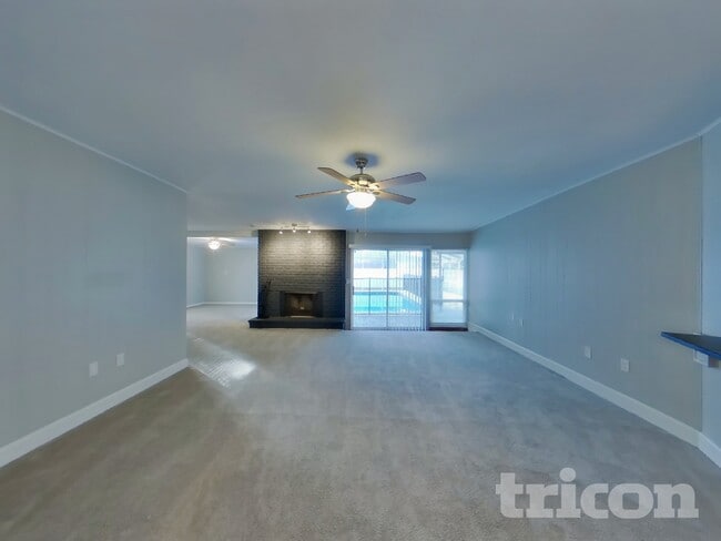 546 W Palmeden Dr in Lakeland, FL - Building Photo - Building Photo