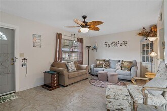 11630 Bayonet Ln in New Port Richey, FL - Building Photo - Building Photo