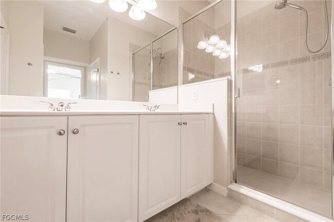 property at 3100 Cottonwood Bend