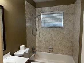 6500 NW 20th Ct in Sunrise, FL - Building Photo - Building Photo