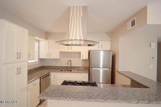 727 Arredondo Dr in El Paso, TX - Foto de edificio - Building Photo