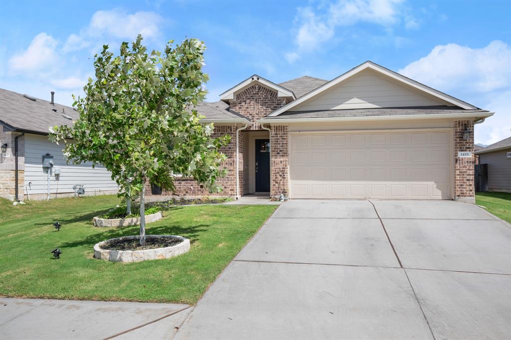 1419 Havelock Wy in Lockhart, TX - Building Photo