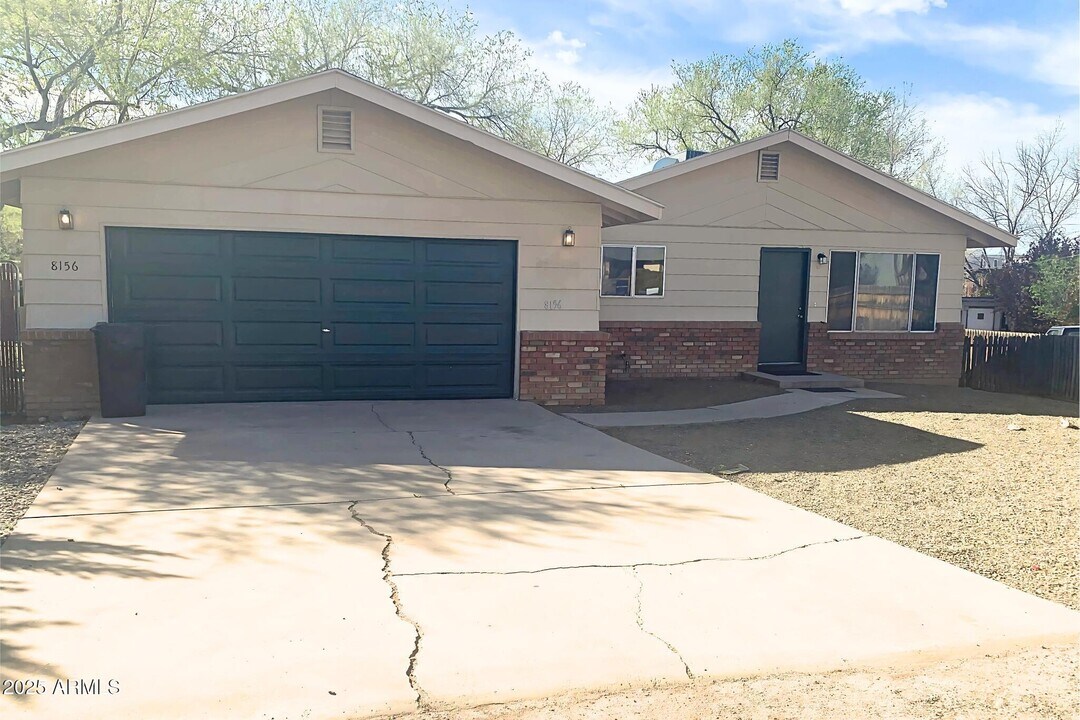 8156 E Susan Cir in Prescott Valley, AZ - Building Photo