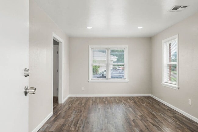 403 Babb Dr in Oklahoma City, OK - Foto de edificio - Building Photo