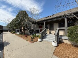 10 Fall Pippin Ln in Asheville, NC - Building Photo