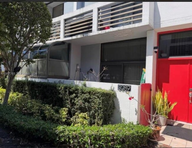 3089 NE 183rd Ln in Aventura, FL - Building Photo - Building Photo