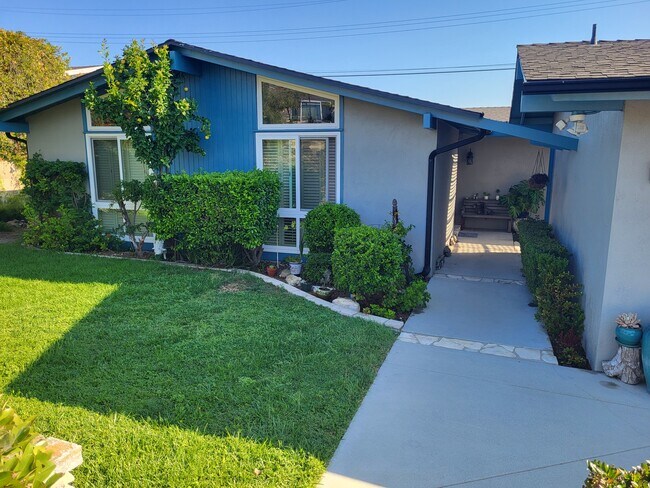 property at 5027 Elmdale Dr