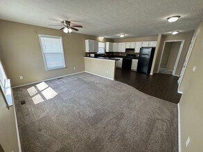 14 Partner Pl in Bloomington, IL - Building Photo - Building Photo