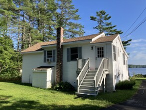 37 Westwood Rd in Gray, ME - Building Photo - Building Photo