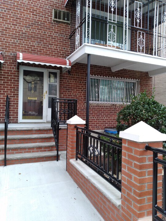 819 Brooklyn Ave, Unit 819 Brooklyn Ave in Brooklyn, NY - Building Photo