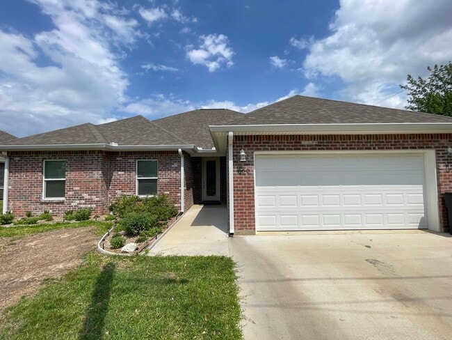 562 Oneal St in Deridder, LA - Building Photo - Building Photo