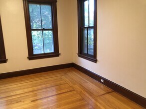 56 Canner St, Unit 2 in New Haven, CT - Building Photo - Building Photo