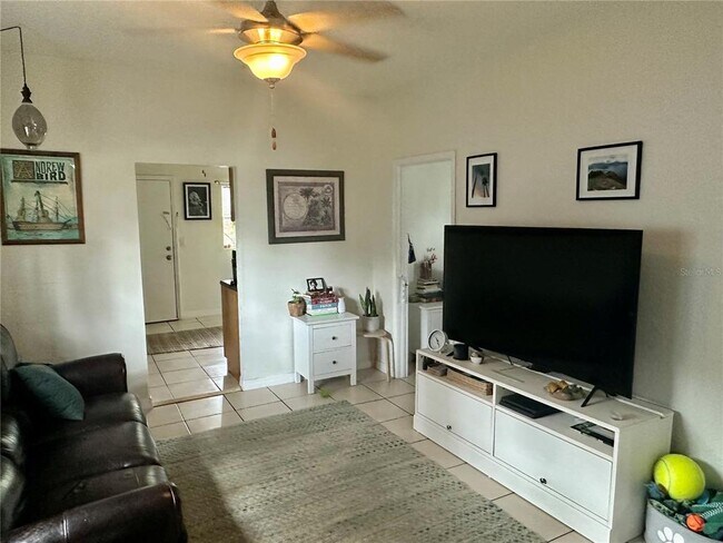 310 21st Ave S in St. Petersburg, FL - Building Photo - Building Photo