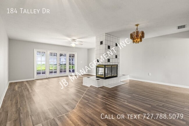 184 Talley Dr in Palm Harbor, FL - Building Photo - Building Photo