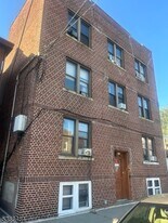 298 Montgomery St in Passaic, NJ - Building Photo