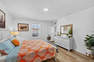 94 Rose Bud Ln in Spring Hill, FL - Foto de edificio - Building Photo