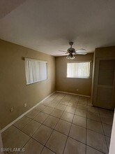 1825 Oak Ln in Ft. Myers, FL - Building Photo - Building Photo