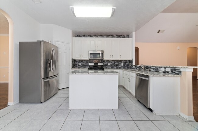 22531 Heather Way Ct