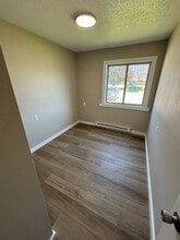 526 E 18th St in Carroll, IA - Building Photo - Building Photo