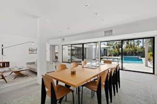 property at 400 E Valmonte Norte