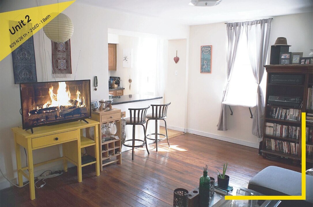 829 N 26th St in Philadelphia, PA - Building Photo