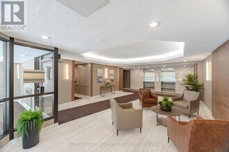 1111 Bough Beeches Blvd in Mississauga, ON - Building Photo - Building Photo