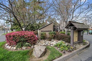 658 Woodside Sierra in Sacramento, CA - Building Photo