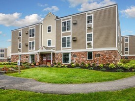 Amherst Apartments For Rent Ma The Boulders Apartment Homes