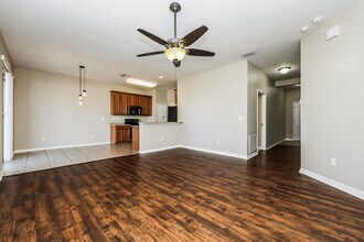 901 Fern Leaf Dr in Ruskin, FL - Building Photo - Building Photo